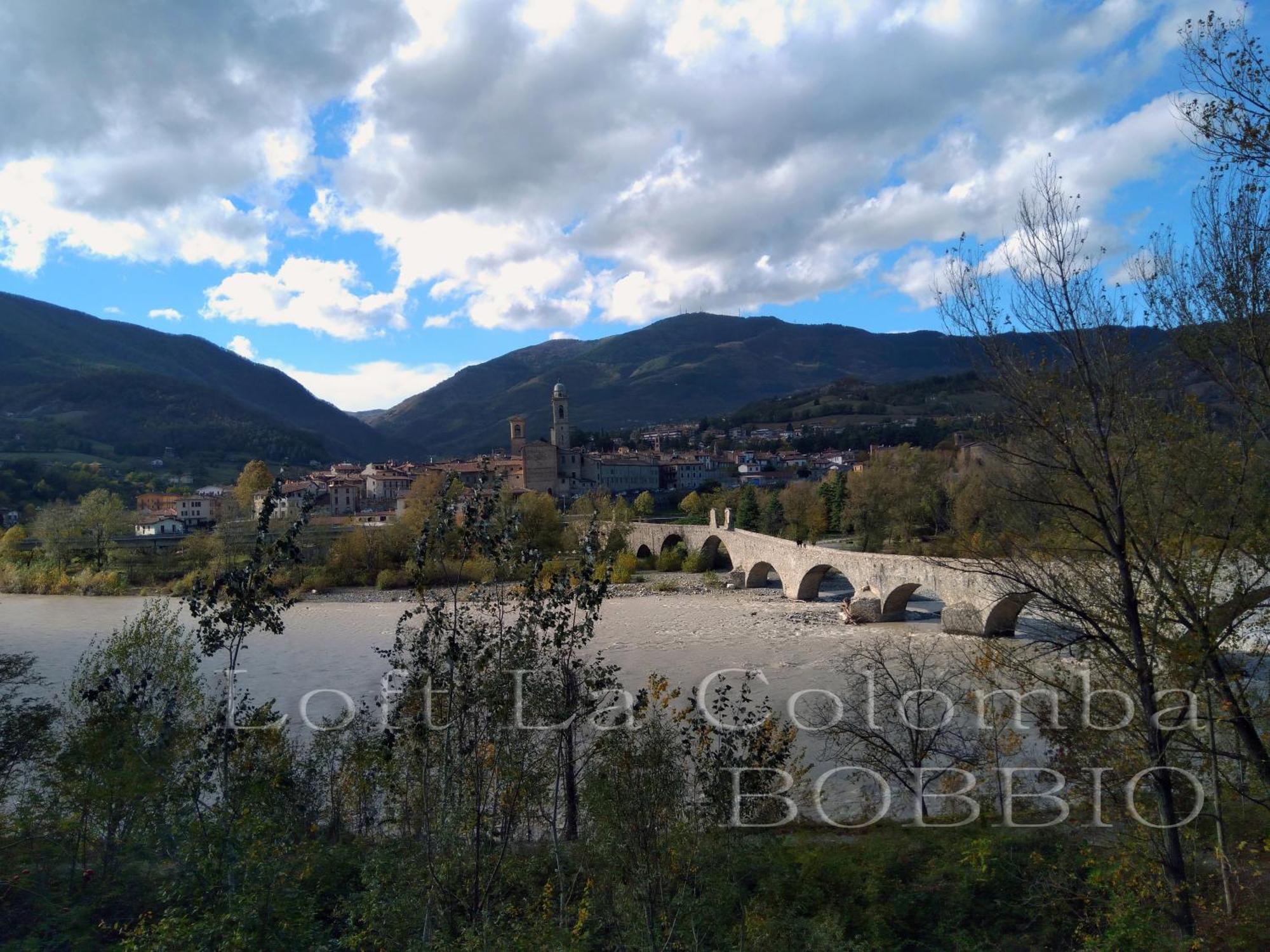 Loft La Colomba Lägenhet Bobbio Exteriör bild